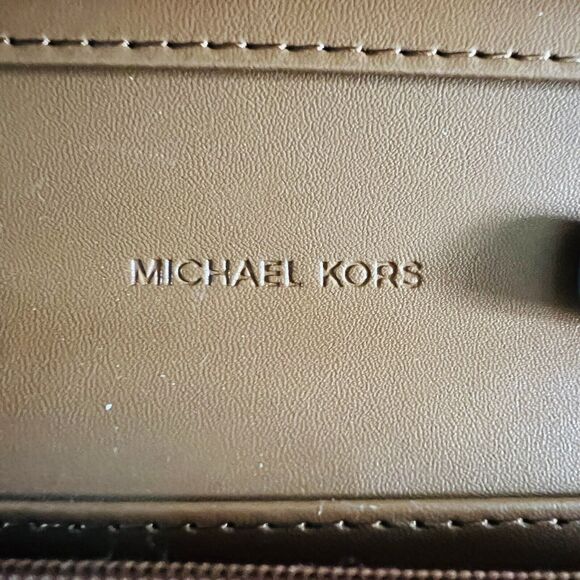 MICHAEL KORS Jet Set Travel Brown Multi Leather Phone Crossbody Bag - Picture 9 of 10